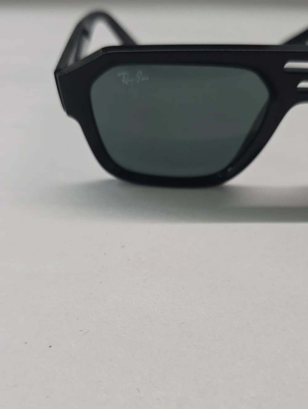 Ray-Ban Black RB4397 Corrigan Sunglasses Unisex PreOwned (Read Description)